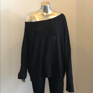 NWT MICKEY & JENNY black Longsleeve top